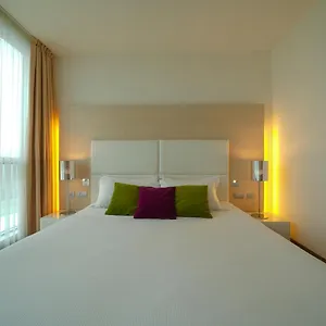 5* Hotel Tower Plaza