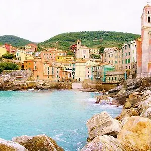 Gambero Nero , Tellaro Italia